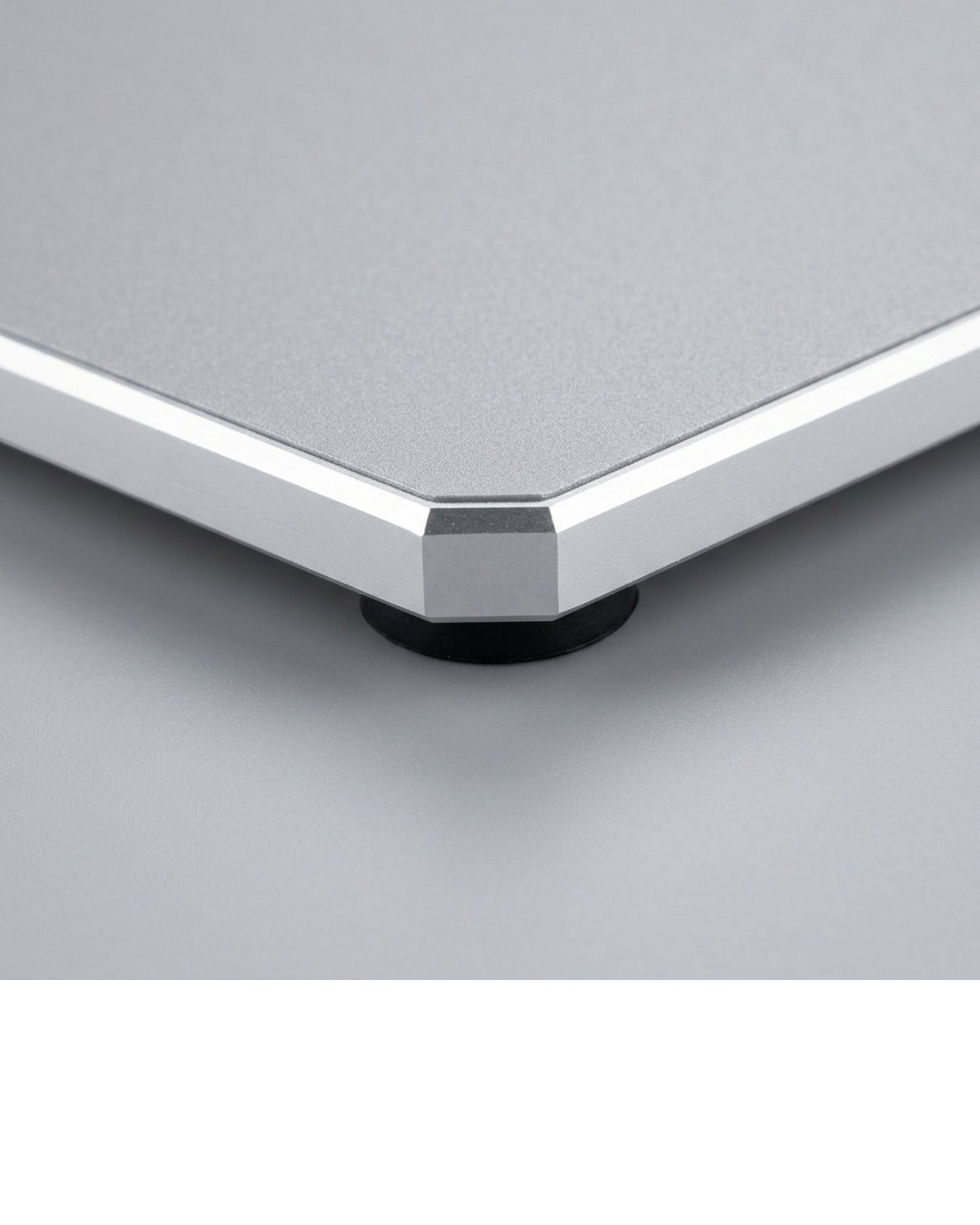 Fevoe Aluminum Hard Mouse Pad 300 x 240 mm Silver - Detail view