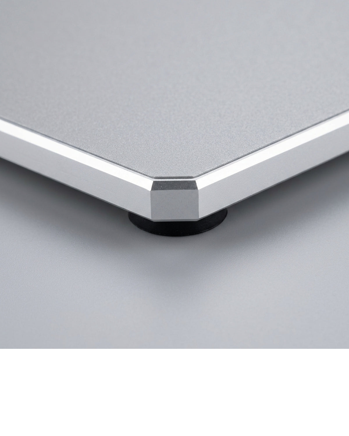Fevoe Aluminum Hard Mouse Pad 300 x 240 mm Silver - Detail view